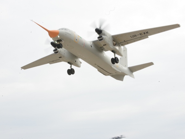 Двигатели для Ан-132Д - канадские, винты – британские