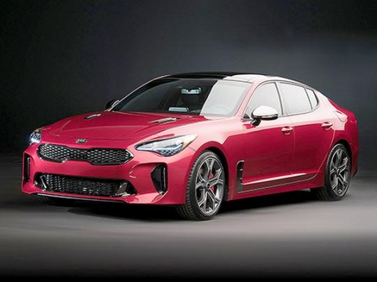 Kia Stinger разгоняется до ста километров в час всего за 5,1 секунды (фото)