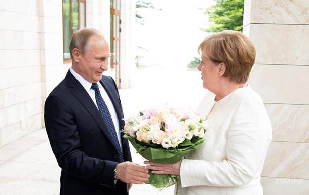 Момент истины? Меркель и Путин обсудили УкраинуСюжет
