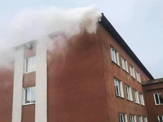 В Одесской области от удара молнии вспыхнула школа