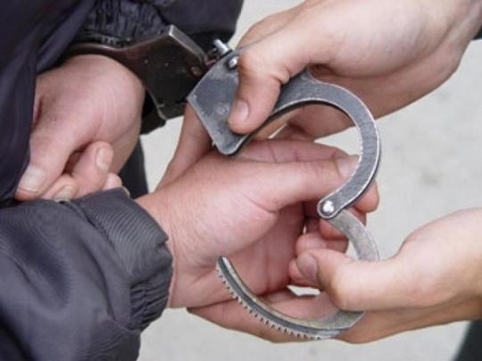 В полиции пояснили, почему нельзя было арестовать телефонного мошенника, которого поймали люди
