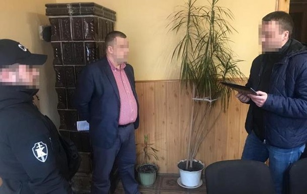 На Закарпатье судья попался на мелкой взятке
