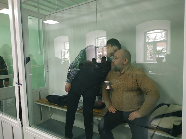 В Чернигове начался процесс над Савченко и Рубаном: первые фото из зала суда