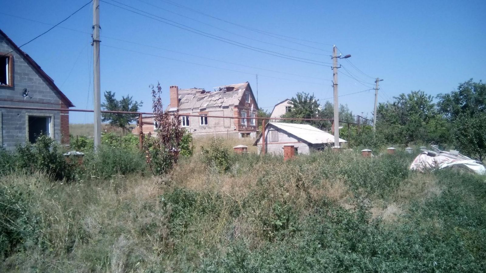 Безлюдная зона: в сети появились свежие фото прифронтового Широкино