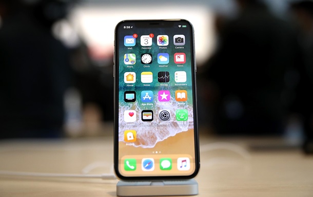 Проблемы iPhone X: треск, зеленая полоса и Face IDСюжет