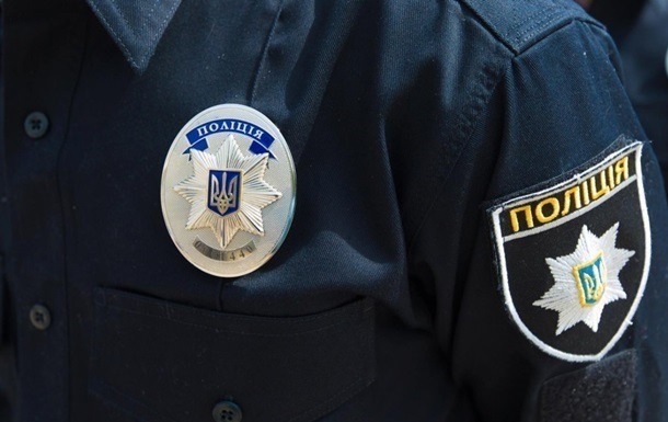 В Киеве неизвестные пытались блокировать офис полиции