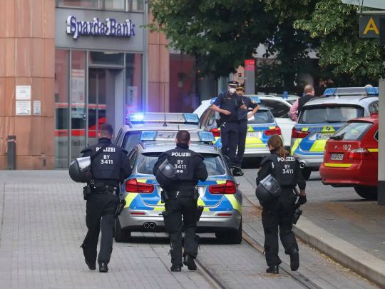 Різанина в Німеччині: в місті Вюрцбург чоловік з ножем вбив трьох людей і декількох поранив