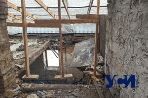Не выдержал полгода без крыши: в одесском доме Либмана обвалился чердак