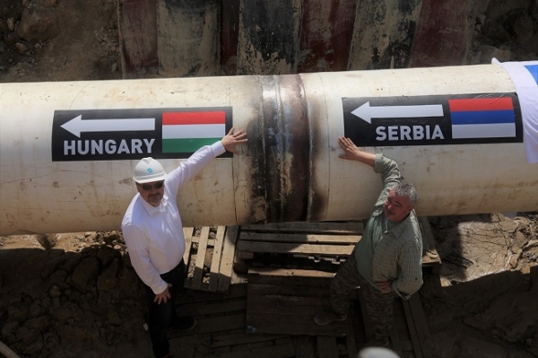 Венгрия будет получать российский газ в обход Украины