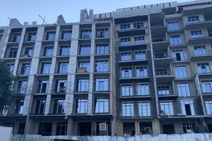 Стройка и немного отдыхающих: как выглядят пляжи в районе Успенского монастыря
