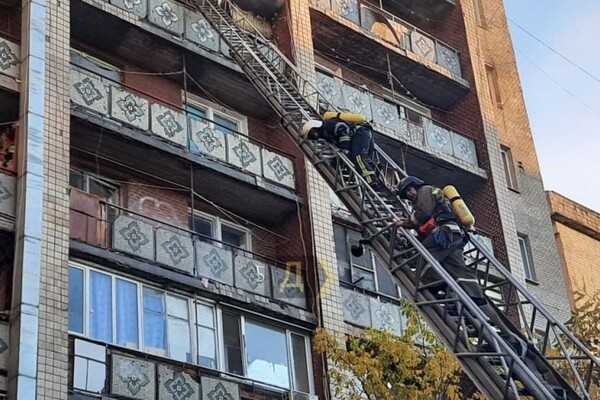 В Одессе загорелось общежитие: часть города может остаться без света (обновлено)
