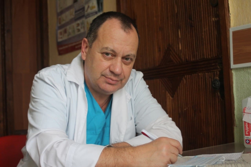 «70-річний чоловік зізнався, що після вакцинації боїться втратити потенцію»: репортаж з пекла — ковідного госпіталю у Полтаві