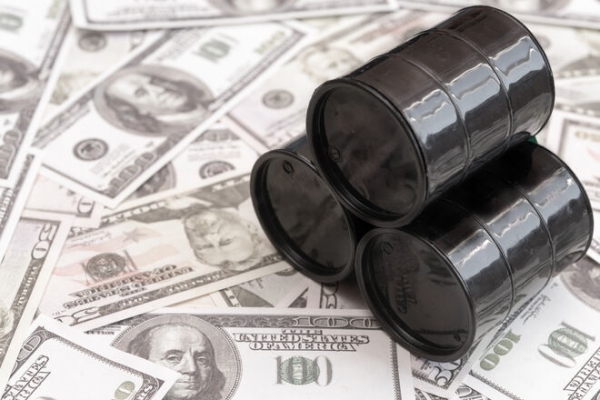 
Нефть "ушла в минус": США, Китай и Япония могут "откупорить" свои резервы – обвалят рынок
