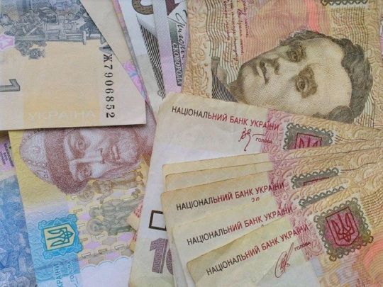 Середня зарплата зросте: у Мінекономіки спрогнозували, скільки отримуватимуть українці у 2022 році