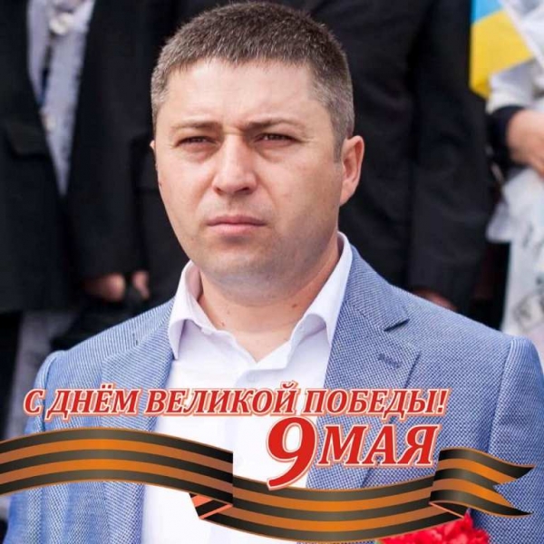 Бессарабский депутат сфотографировался на фоне Путина, и теперь его травят бандеровцы