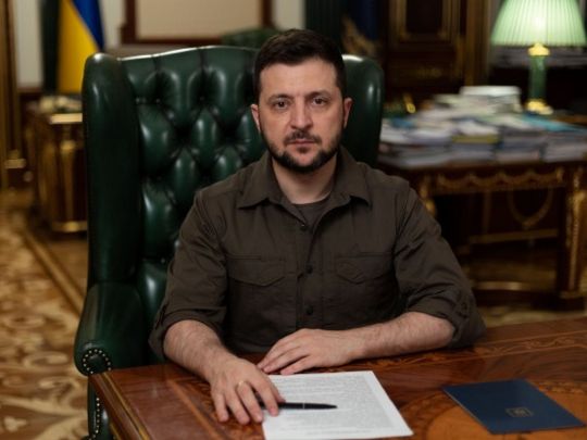 «По всій росії набирають нових дурнів, щоб відправити їх усіх на забій. Але у нас немає вибору», — Зеленський