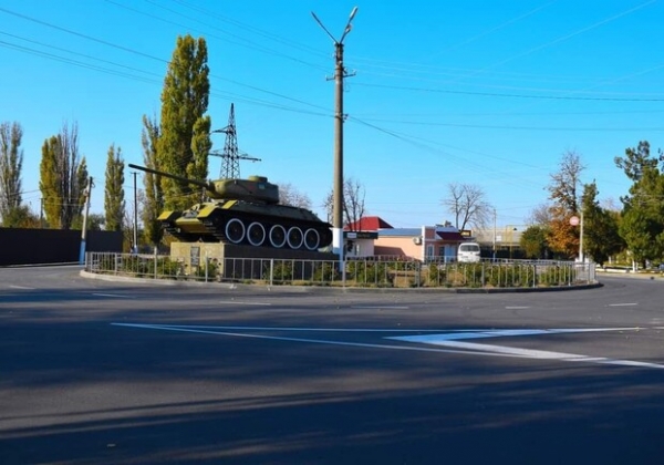 В Одесской области уберут танк-памятник со въезда в город