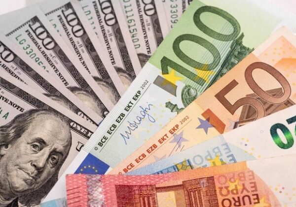 Курс валют в Украине 4 декабря 2022 года: сколько стоит доллар и евро Курс валют в Украине 4 декабря 2022 года: сколько стоит доллар и евро