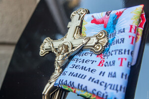 У дома офицеров простились с двумя одесситами, погибшими на фронте 