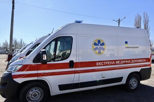 Одесской области подарили генераторы и "скорые"