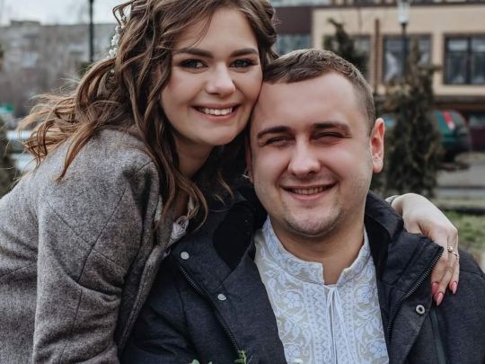 «Командир загинув на місці, у побратима зупинилося серце, а я вижив»: історія війни та кохання «на нулі» бійця з Волині