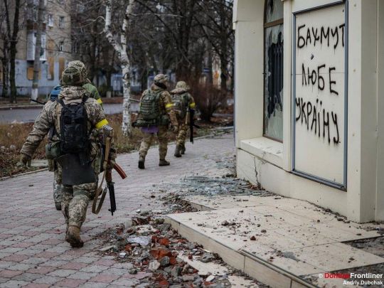 «Темпи сповільнюються, обирають новий напрям»: аналітики про плани російських окупантів на Донеччині