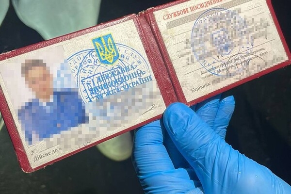 В Одесской области разоблачили полицейского на торговле взрывчаткой и боеприпасами