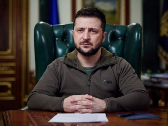 «Ми можемо сповідувати різні релігії, але ми однаково віримо у свободу»: Зеленський привітав християн, які святкують Пасху 9 квітня