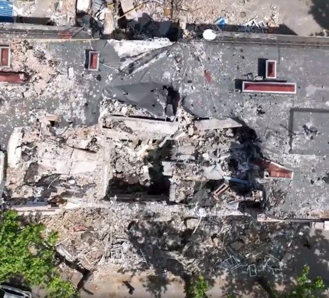 «Нашим свідком стало небо»: встановлено російського полковника, відповідального за бомбардування лікарні та готелю в Миколаєві