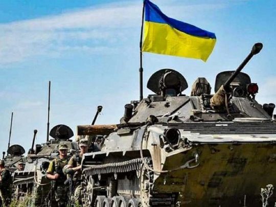 «Путінські солдати, біжіть, дурні!»: блогер про те, чому росія виграє від успішного наступу ЗСУ