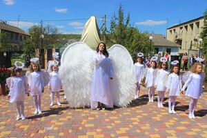 В Одесской области открыли памятник Матери