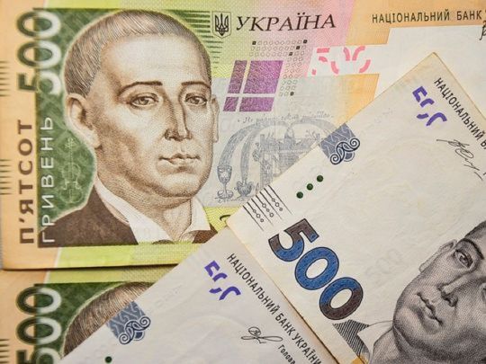 Мінімальну зарплату в Україні можуть підвищити двічі у 2023 році й різко