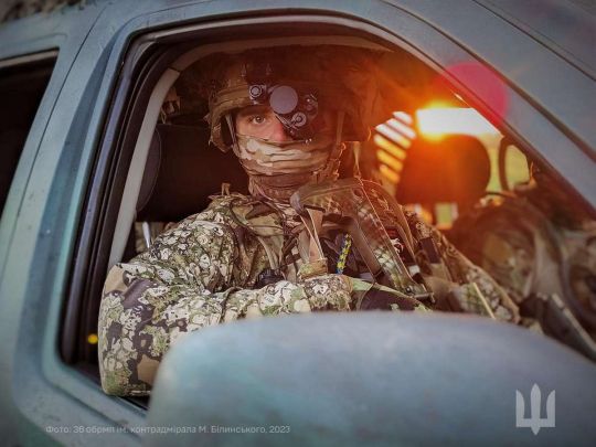 В Україні легалізують автомобілі із правим кермом, але не для всіх і не назавжди