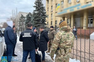 В Одессе работник суда "сливал" информацию за деньги