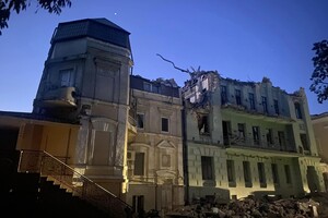 Разрушены собор и жилые дома, есть погибший и раненые: подробности ночной атаки на Одессу