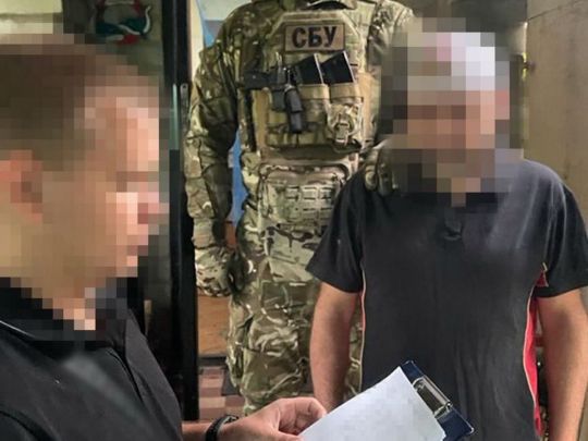 Коригував ракетні удари ворога: СБУ затримала викладача інформатики — зрадника