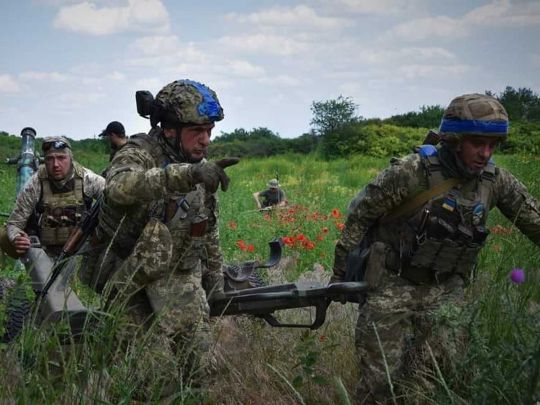 Майже 600 окупантів, 9 танків та 40 крилатих ракет: в Генштабі порахували втрати росіян за добу