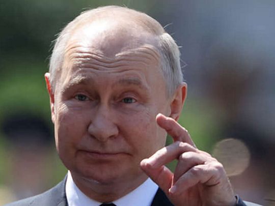 Режим очільника кремля висить на волосині, — аналітик