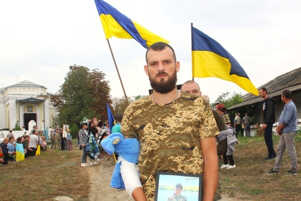 Погиб на Бахмутском направлении: в Одесской области простились с 24-летним военным