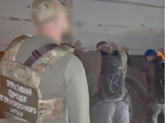 Планували потрапити до Молдови: прикордонники у фурі виявили 6 «ухилянтів»