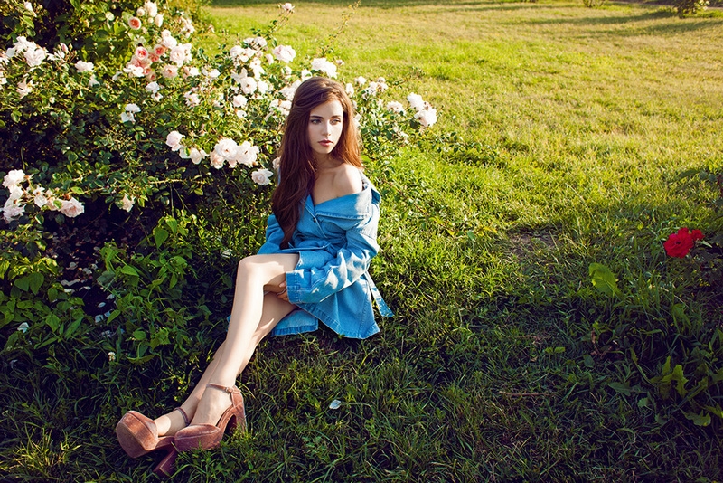 «Здається, що фотосесія для PlayBoy вас не відпускає»: у мережі розкритикували відверте вбрання української співачки