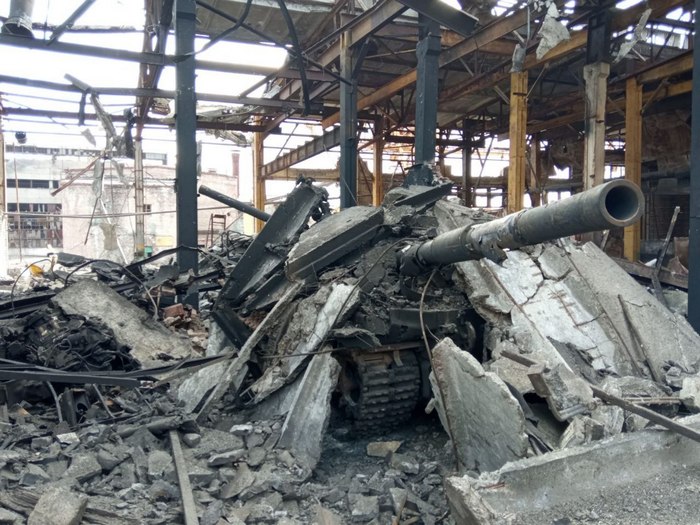 «Чоловік приходить у снах і благає про допомогу»: батько 3 дітей та військовий медик 20 місяців в полоні, дружина відважилась на крок відчаю