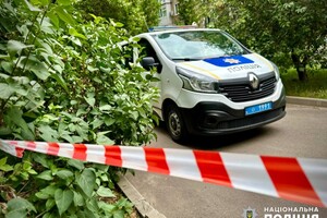 На Королева мужчина порезал жену и восьмилетнего ребенка, а после выпрыгнул с балкона (обновлено)