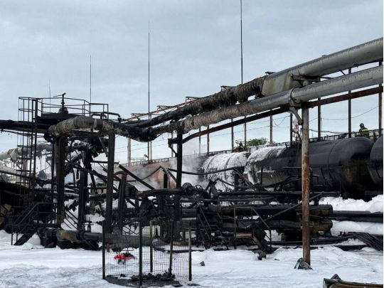 Вночі дрони ЗСУ вразили нафтобазу в Краснодарському краї росії (фото, відео)