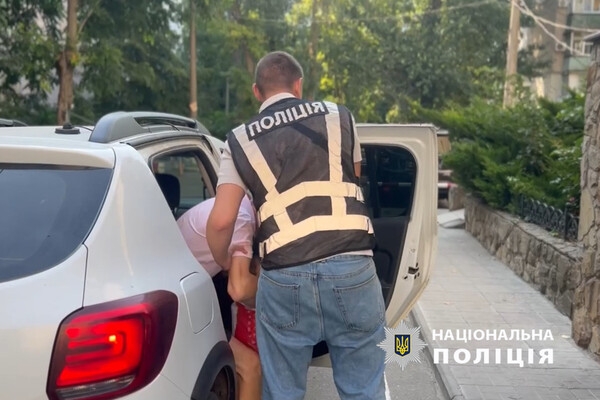 В Одессе поймали поджигателя автомобиля военного: ему заплатили меньше 1000 гривен