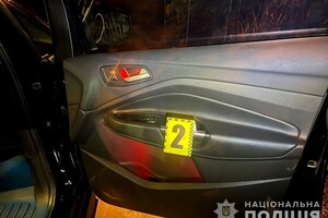 Угрожал вымышленными пистолетом и гранатой: в Одессе иностранец напал на таксиста