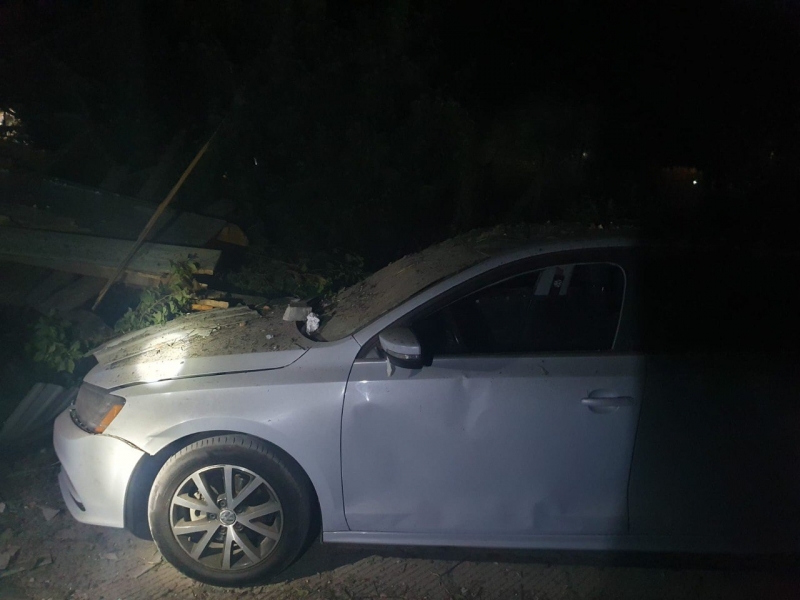 У Сумах жертви та руйнування після нічного авіаудару ворога, у Миколаївці під завалами готелю шукають людей (фото)