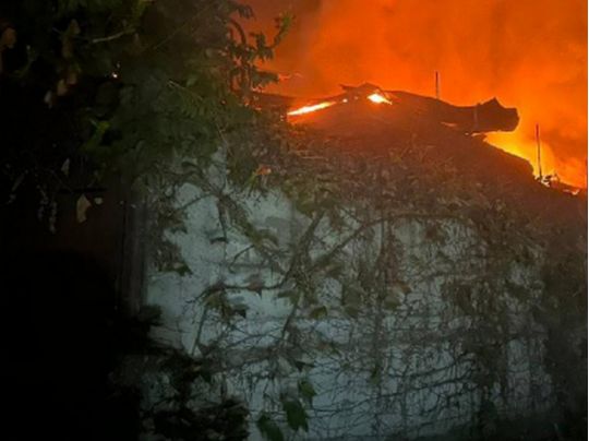 Ворог атакував Україну з повітря: в місцях влучань зайнялися пожежі