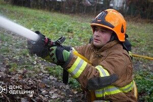 В Одессе второй раз за день горел недействующий ресторан В Одессе второй раз за день горел недействующий ресторан