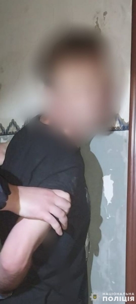 По-сусідськи: мешканець Львівщини під час сварки відрізав гостю голову кухонним ножем